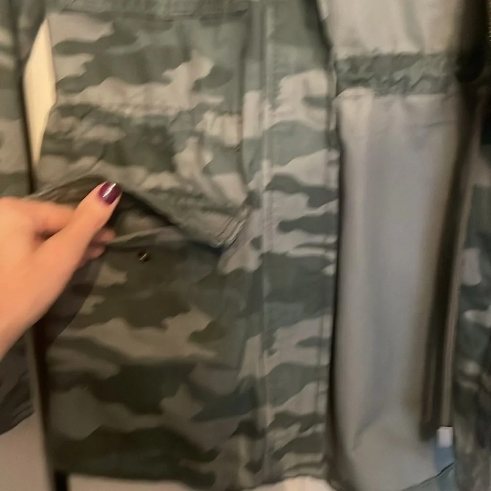 Lightweight utility jacket - Picture 3 of 6